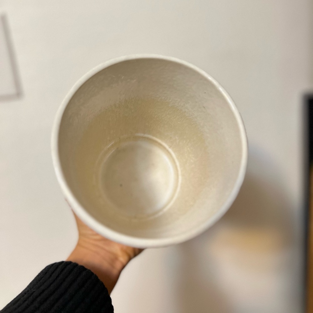 Ceramic Pot Planter - Picture 2 of 4